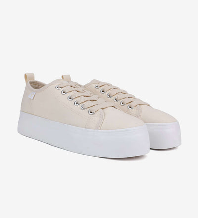 Pitas Classic Platform Sneakers with 4cm natural rubber sole and washed canvas upper, featuring wide ribbon laces.