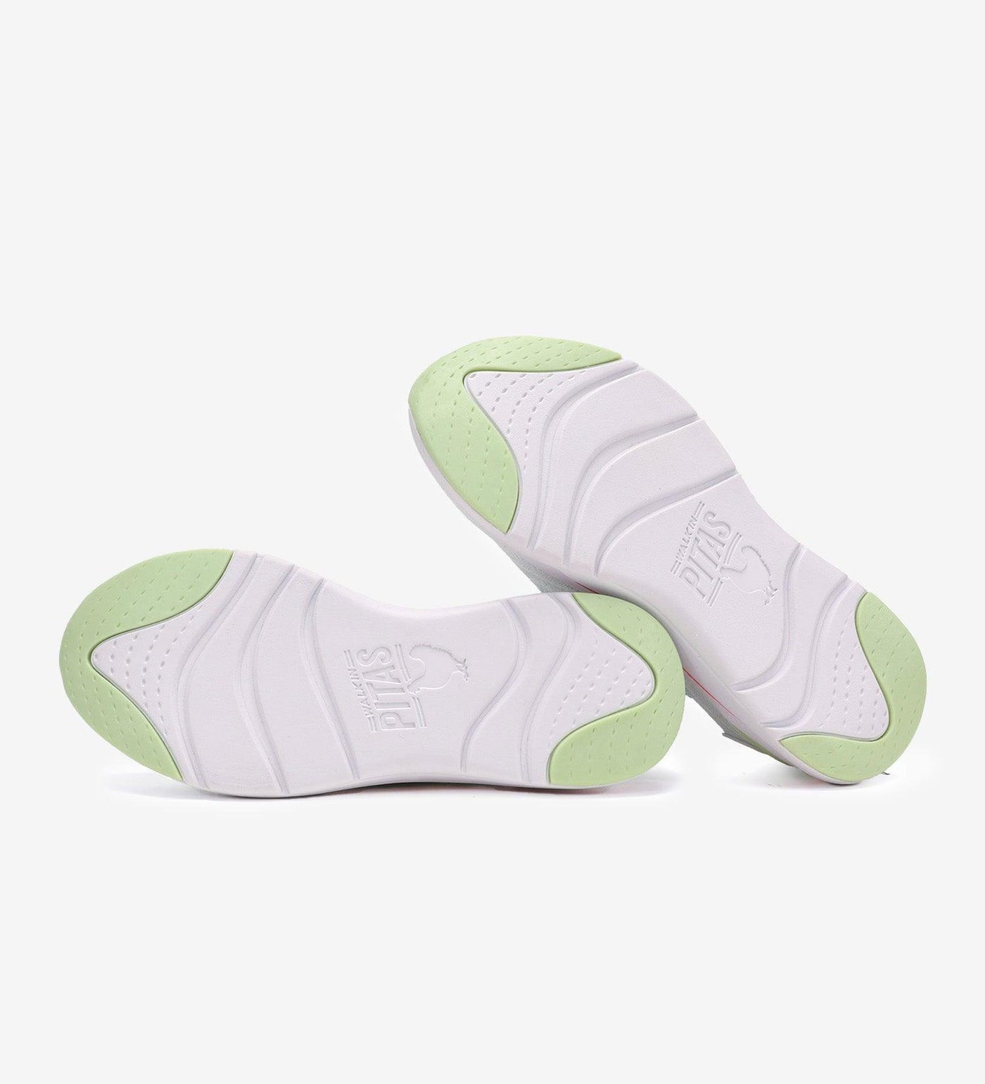 Cue Women’s Sneakers