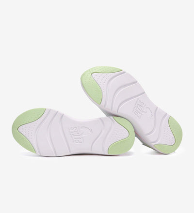 Cue Women’s Sneakers