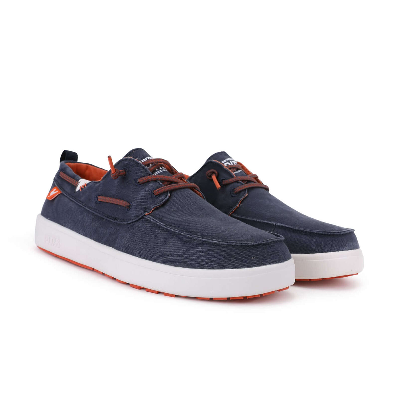 Maui Hi-Grip Boat Shoes in navy with elastic laces and high-traction rubber outsole, ideal for casual and deck use.