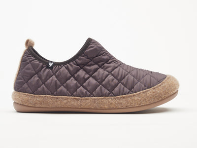 Super soft quilted Pitas slippers