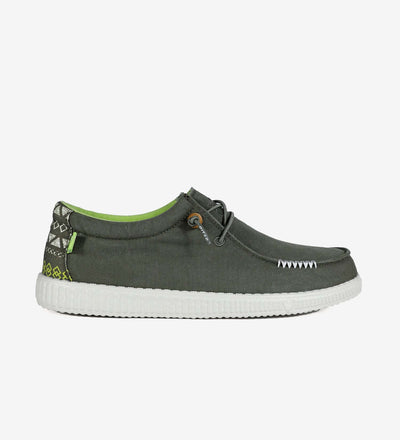 Ultralight WP150 Kin wally shoe with Aztec heel design, green cotton upper, and durable EVA sole by Walk In Pitas.