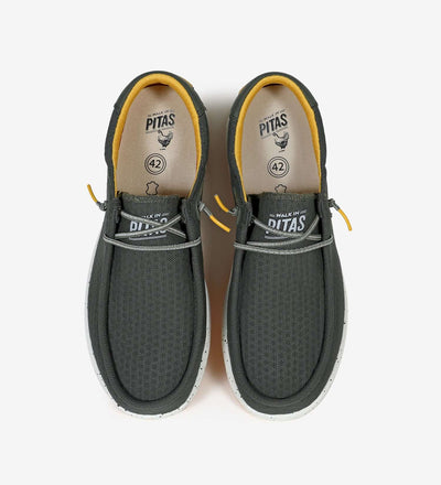 "Hive Ultralight Wally boat shoes with easy-on elastic laces, airflow upper, and wave hi-grip rubber outsole, top view"