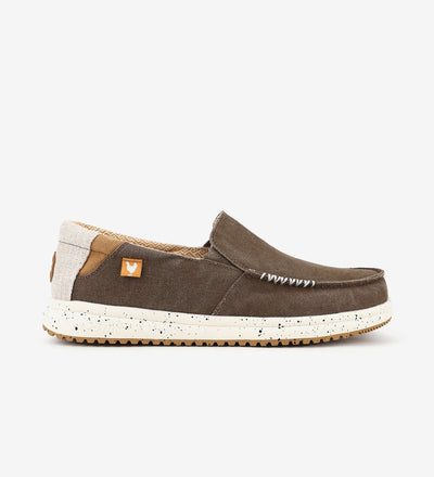 Intaki Ultralight Loafers with cotton upper, EVA sole, and wave grip rubber outsole, perfect for a comfy, relaxed summer lifestyle.