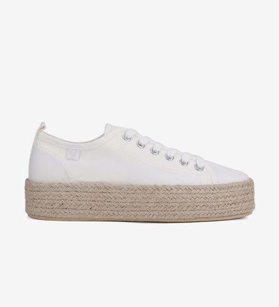 White lace-up canvas espadrille sneakers with 4cm jute platform, featuring a rubber sole for a comfortable Mediterranean summer style.