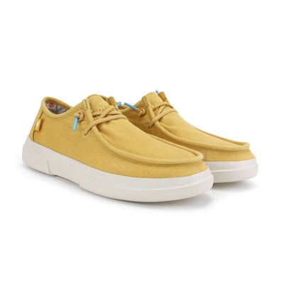 Dafne Ultralight Wally yellow women's shoes with elastic laces and EVA sole, featuring breathable cotton and flowery lining.