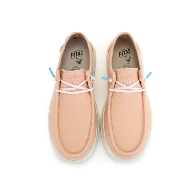 Dafne Ultralight Wally summer shoes in pink with elastic laces, cotton upper, and EVA sole for breathability and comfort.