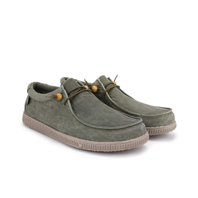 Green WP150 Ultralight Canvas Wally shoes by Walk In Pitas with EVA sole and cotton lining for comfort and durability.