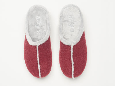 Women's red felt and faux fur mule slippers